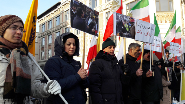 تظاهرات در دانمارک علیه جنایات رژیم آخوندی در فاجعه پلاسکو
